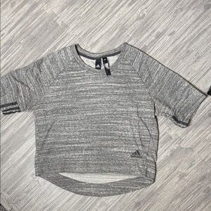 Adidas Heather Gray Cropped Shortsleeved Sweatshirt Size Small
